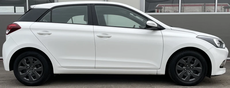 Hyundai I20 Върнат от Лизинг Euro 6B, снимка 5 - Автомобили и джипове - 47292492