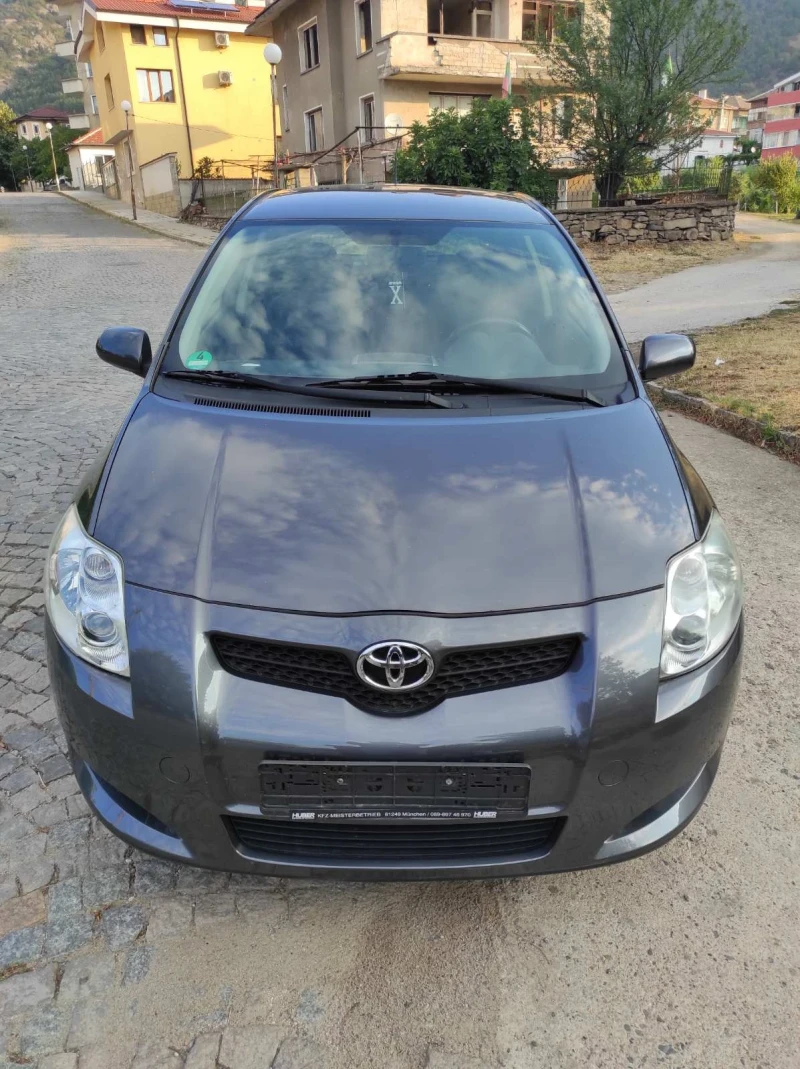 Toyota Auris, снимка 10 - Автомобили и джипове - 48015684