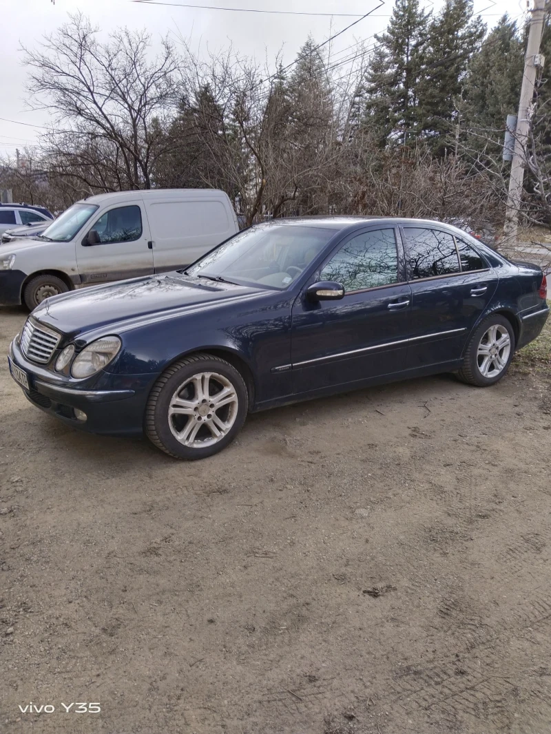 Mercedes-Benz E 270, снимка 2 - Автомобили и джипове - 49268629