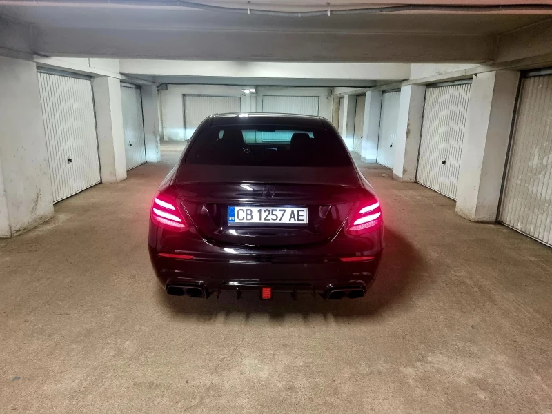 Mercedes-Benz E 300, снимка 3 - Автомобили и джипове - 52530711