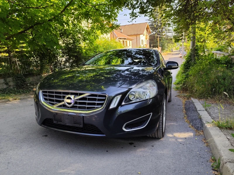 Volvo V60 D4 2.4D(163hp)(5-Цилиндъра)Momentum!Обслужен!!!