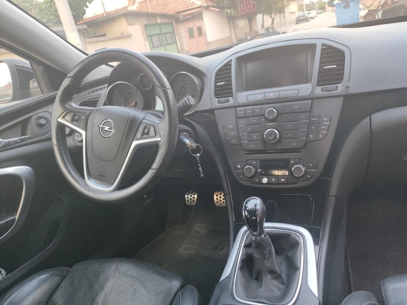 Opel Insignia, снимка 9 - Автомобили и джипове - 51204485