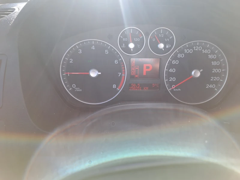 Ford C-max 2.0, снимка 16 - Автомобили и джипове - 51472127