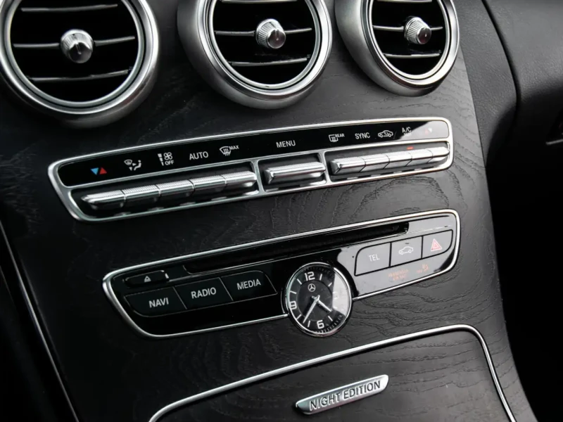 Mercedes-Benz C 43 AMG BURMASTER* * 360 КАМЕРА* PERFORMANCE+ + + * , снимка 12 - Автомобили и джипове - 52456628