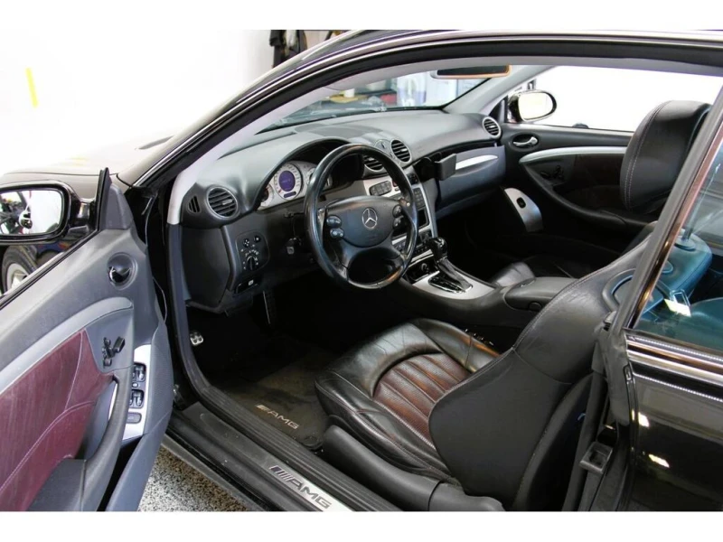 Mercedes-Benz CLK 55 AMG * * CARFAX * * АВТО КРЕДИТ * * , снимка 9 - Автомобили и джипове - 52869596