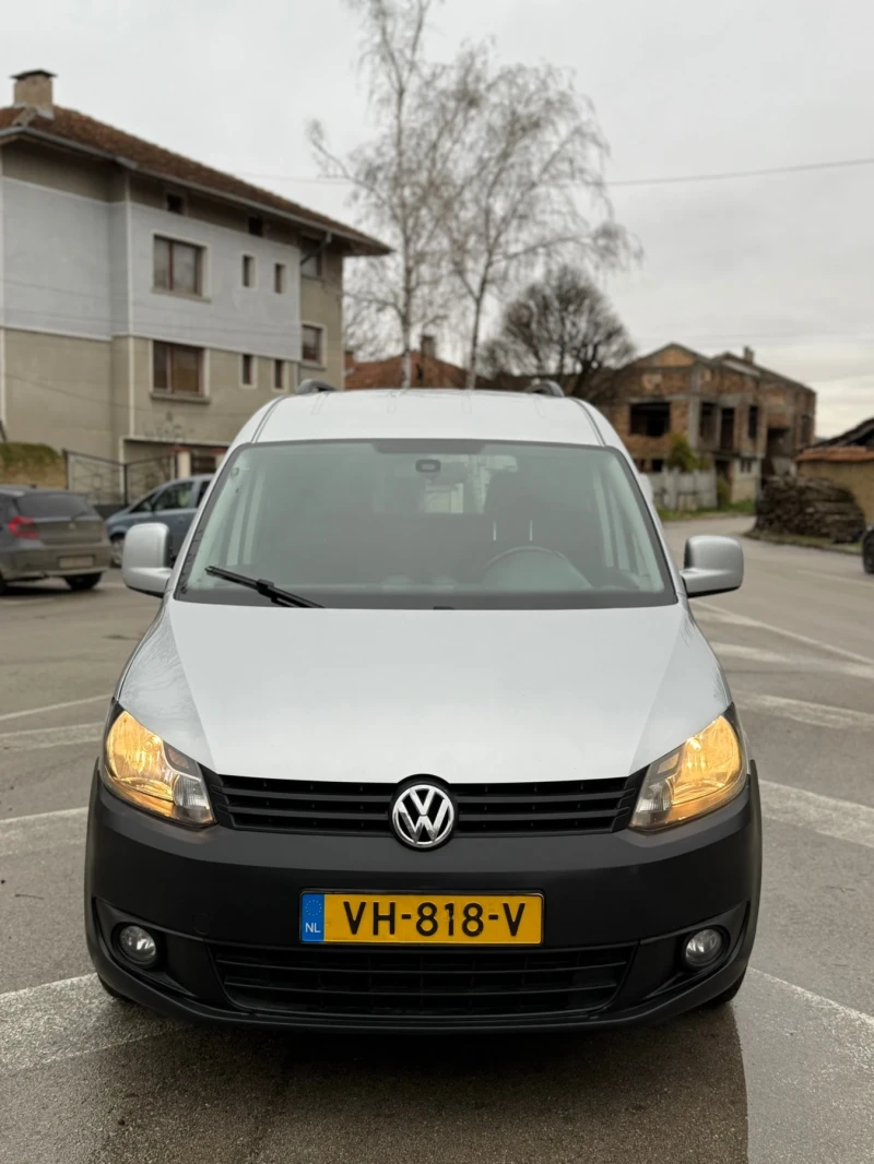 VW Caddy 1.6 TDI Maxi DSG, снимка 2 - Автомобили и джипове - 53088784