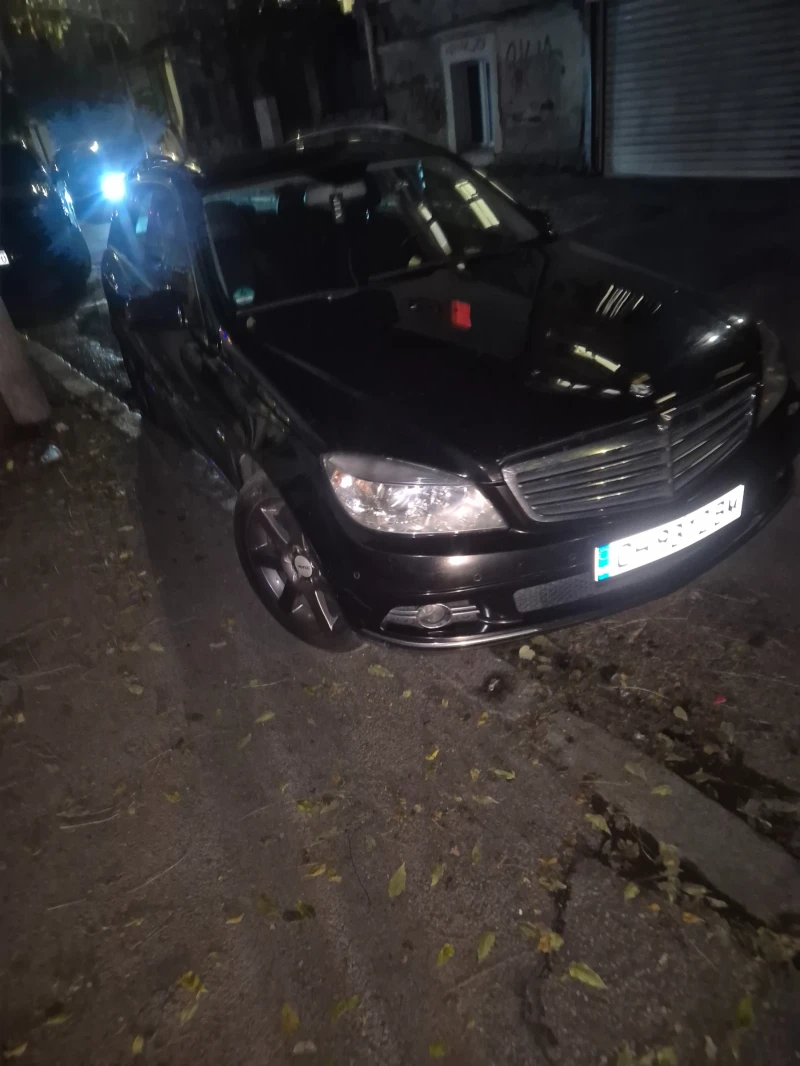 Mercedes-Benz C 220 Цена блиска до подарък - 9000 лв. / 4601.63 € - 44250648 1
