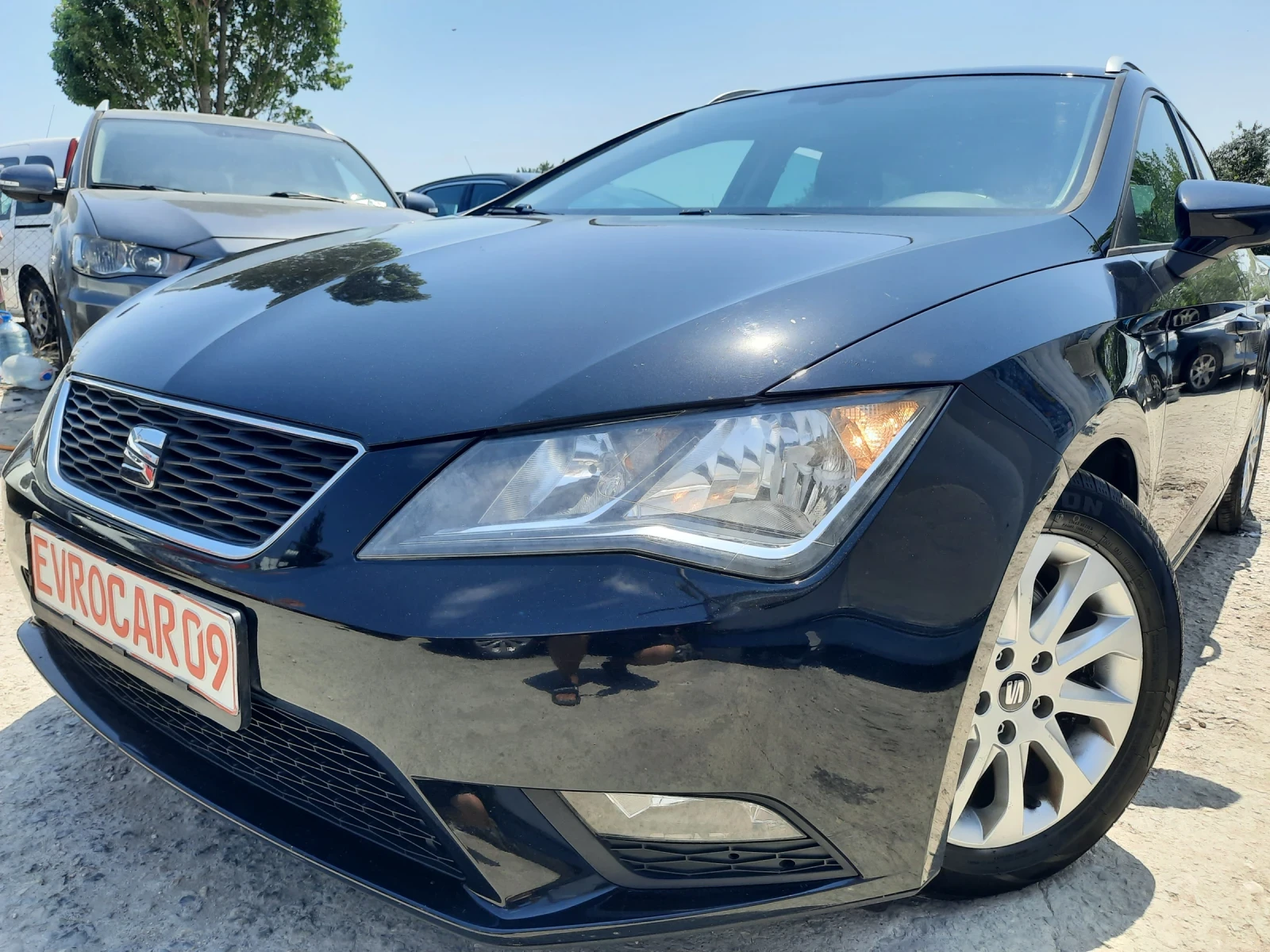 Seat Leon 2015та 105к.с КАТО НОВ, снимка 1