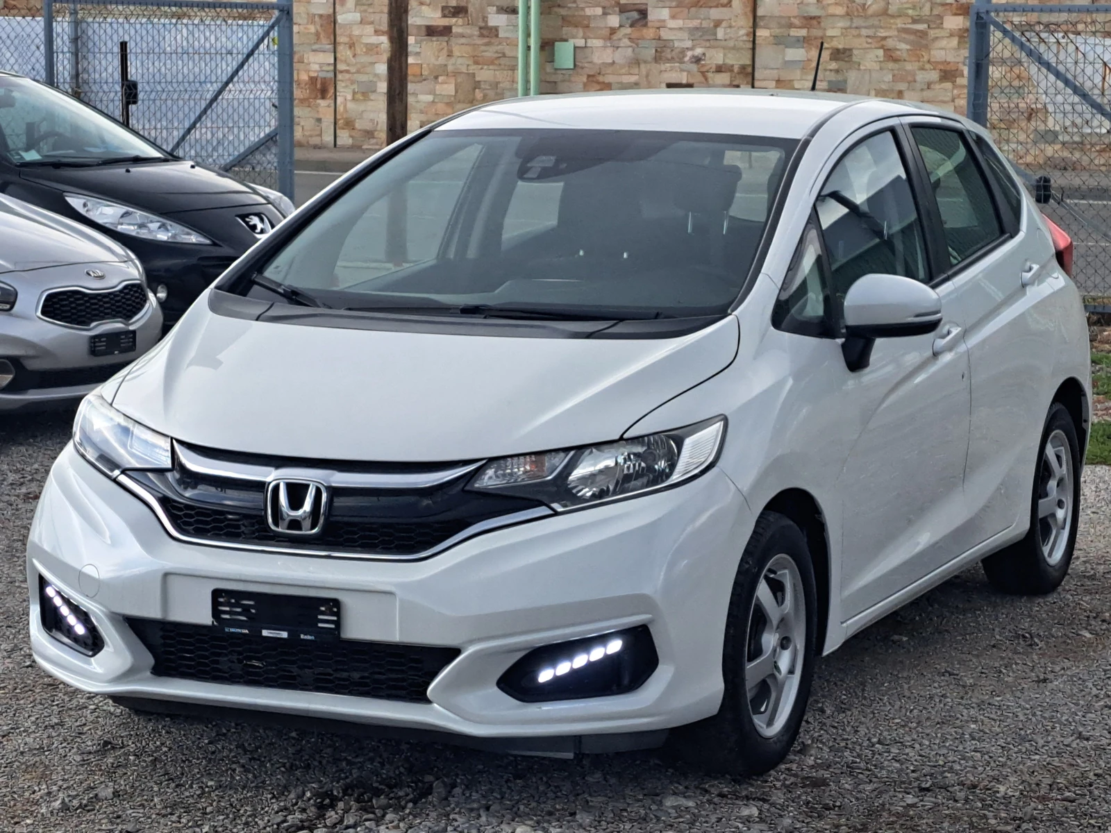 Honda Jazz 1.3/101к.с. АВТОМАТ Face lift - изображение 2