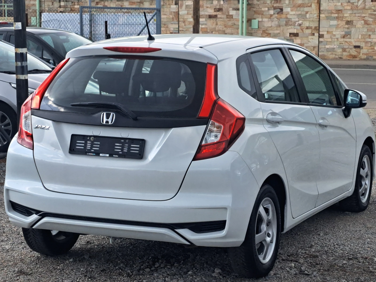 Honda Jazz 1.3/101к.с. АВТОМАТ Face lift - изображение 5