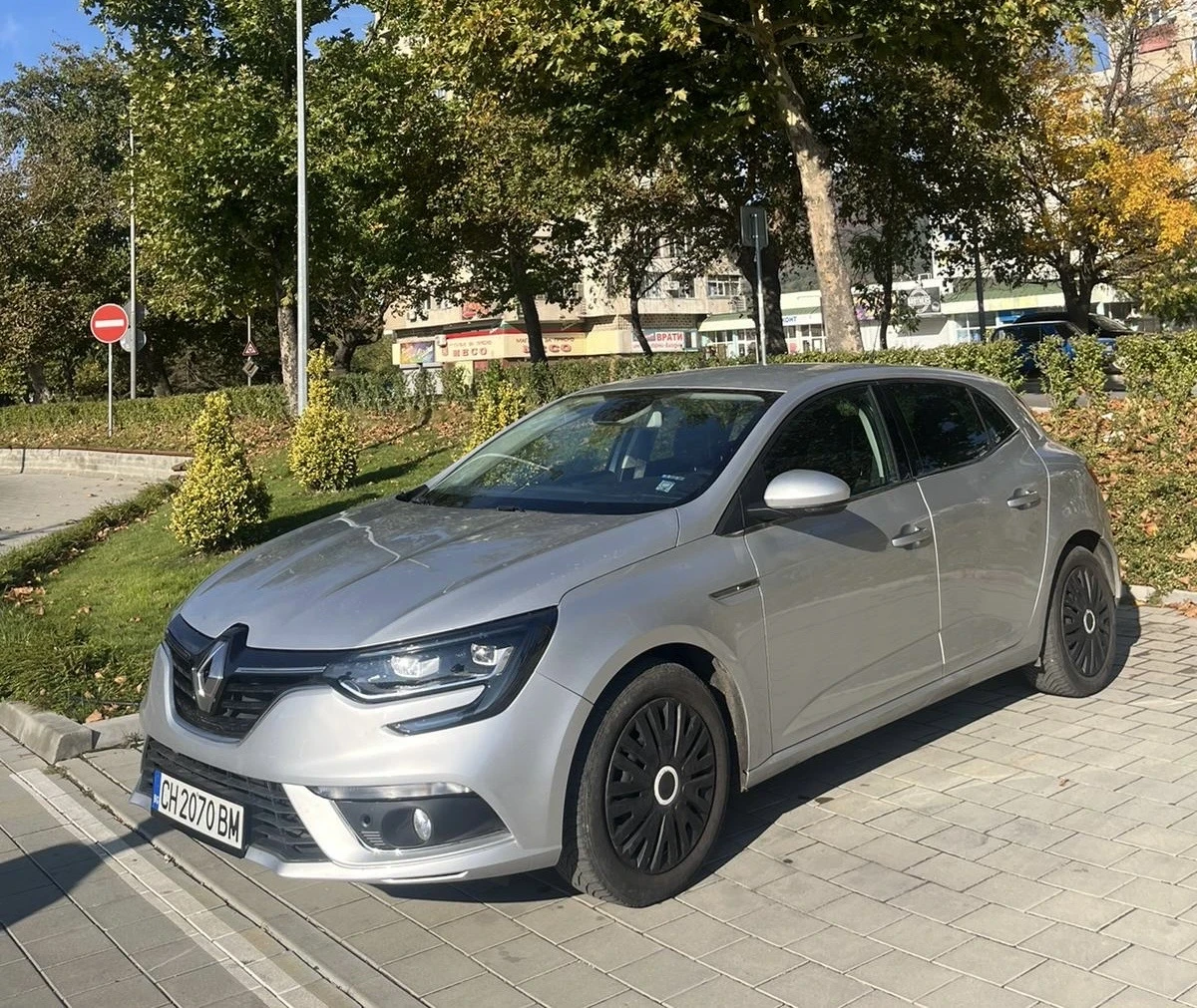 Renault Megane BOSE КОЖА МАСАЖ КАМЕРА НАВИГАЦИЯ FULL LED - изображение 4