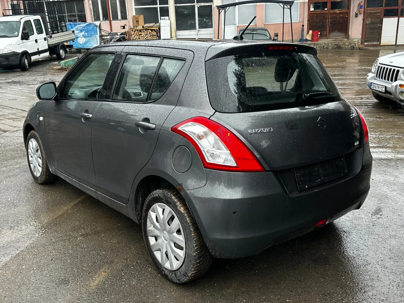 Suzuki Swift 4x4 167000км - изображение 5