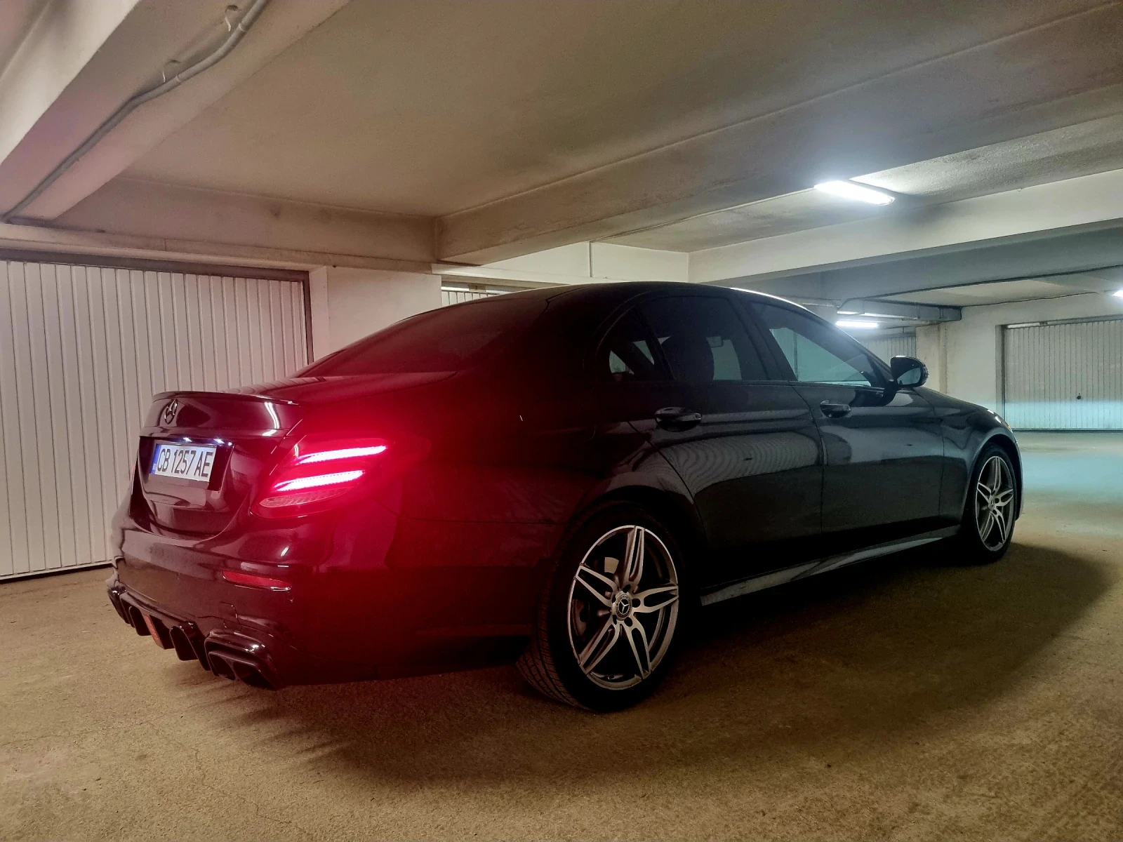 Mercedes-Benz E 300  - изображение 4