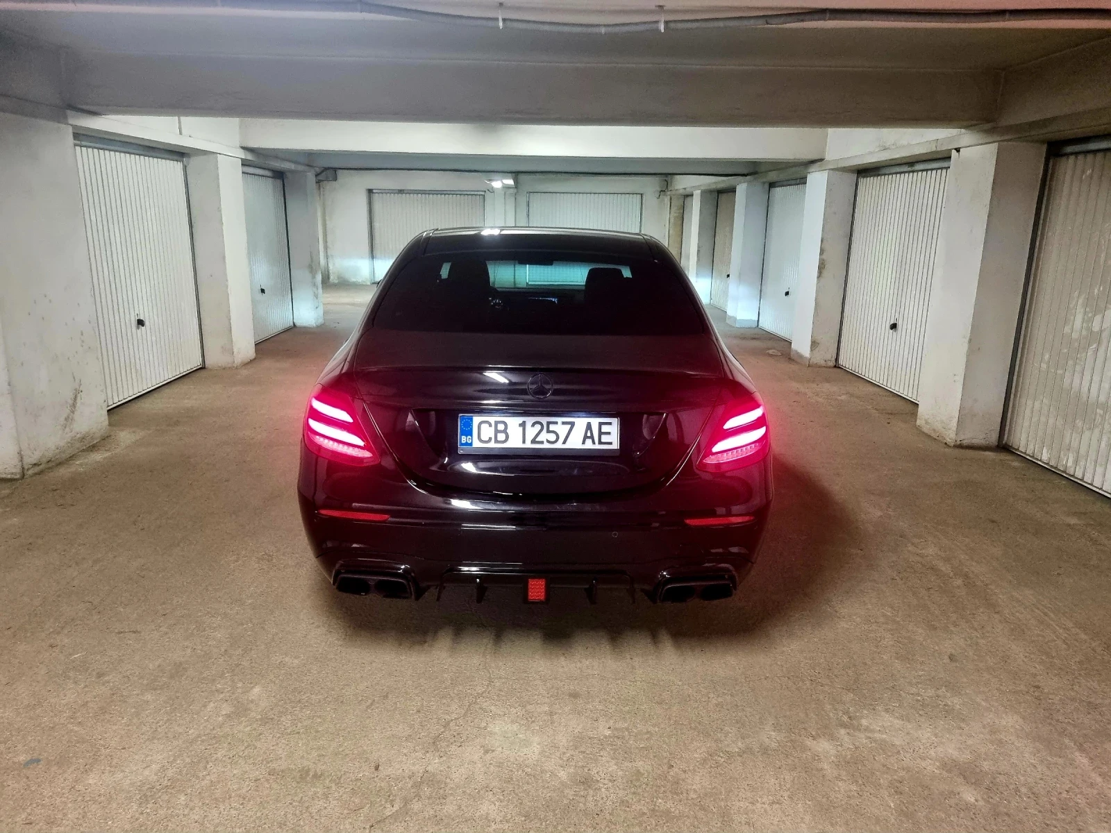 Mercedes-Benz E 300  - изображение 3
