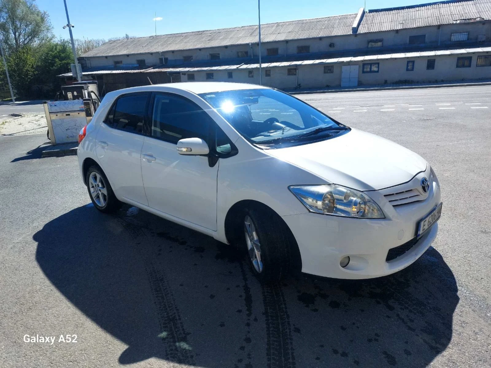 Toyota Auris 1.4 - изображение 4
