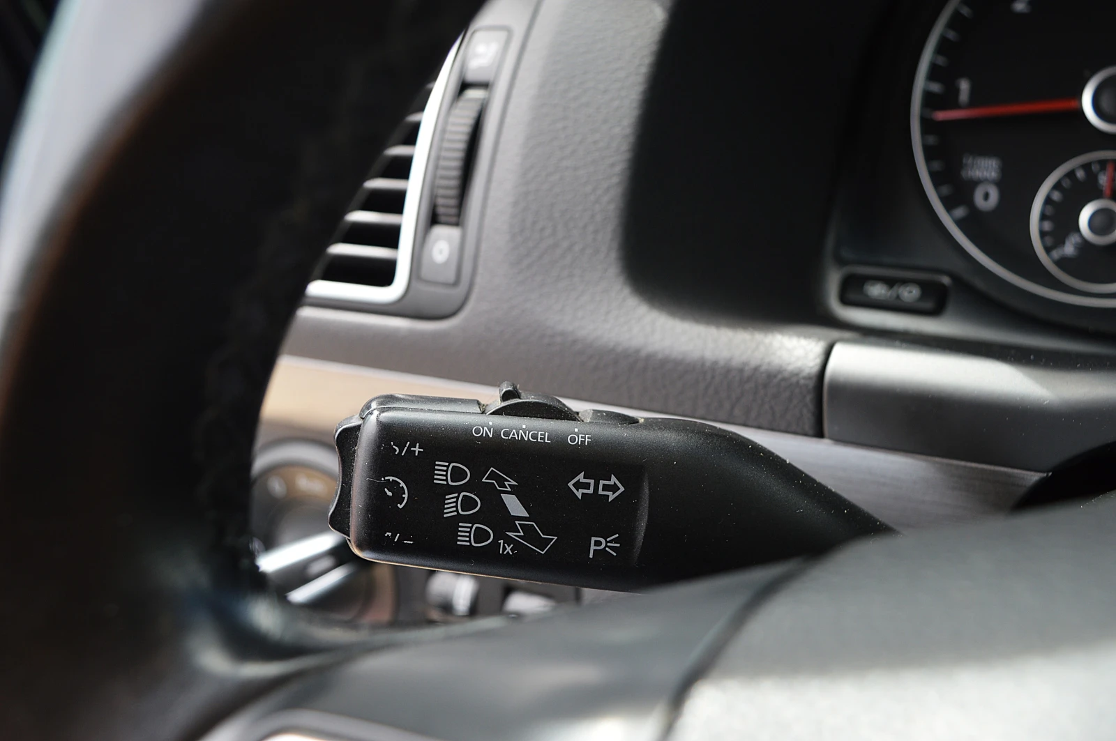 VW Touran EURO5 NAVI TDi - изображение 10