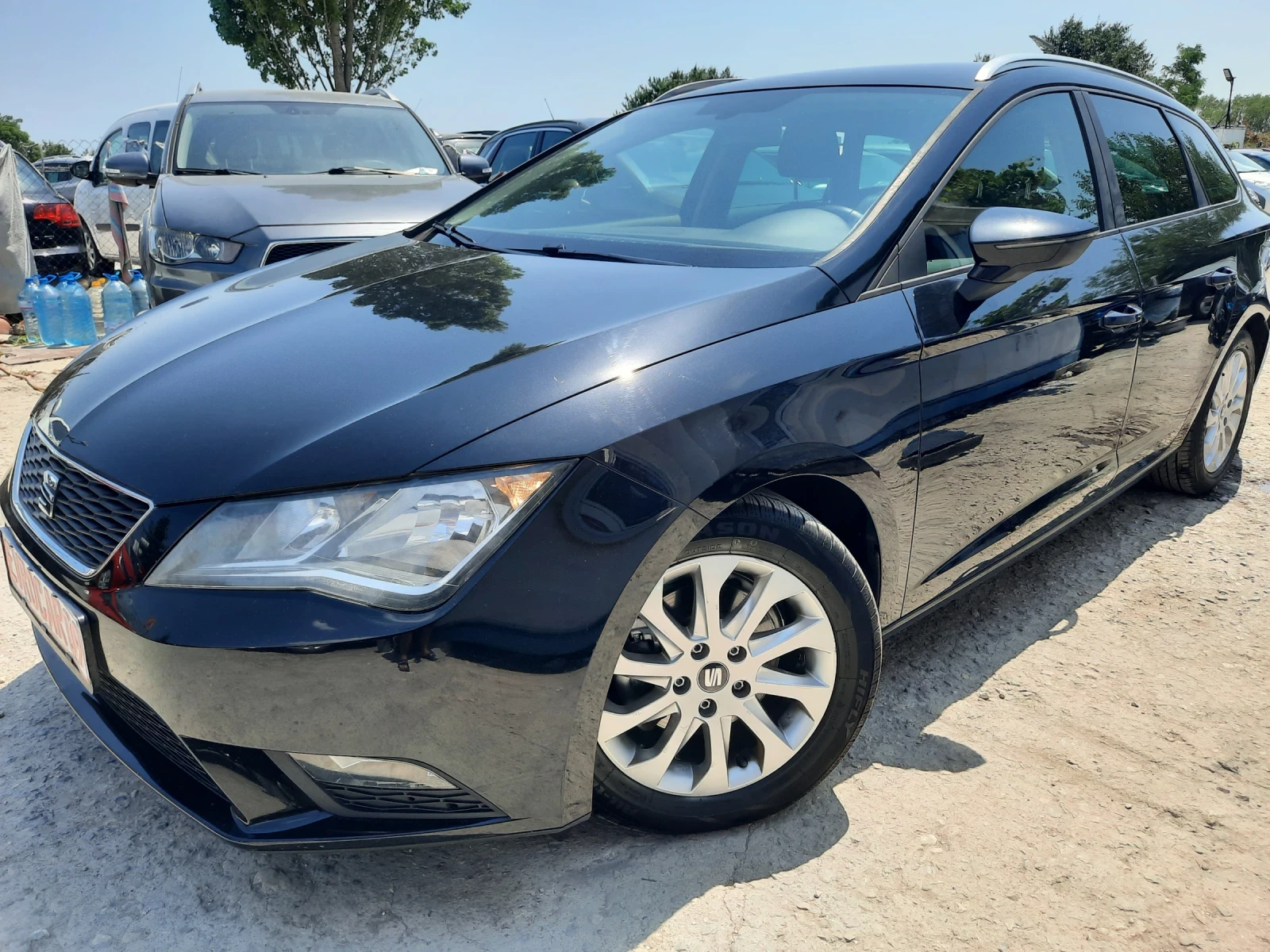 Seat Leon 2015та 105к.с КАТО НОВ - изображение 3