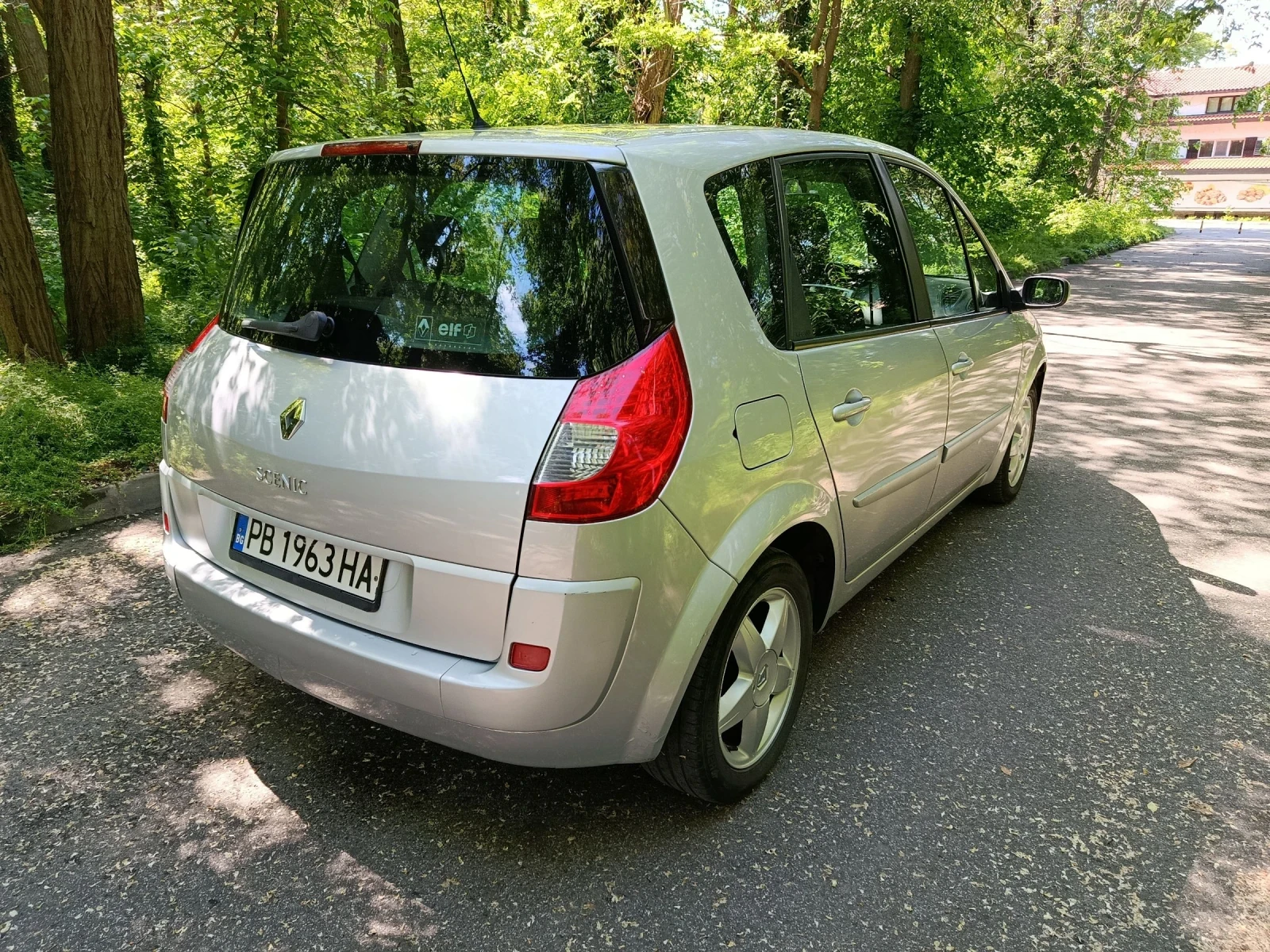 Renault Scenic ГАЗ 1.6 16V НАПЪЛНО ОБСЛУЖЕН ВСИЧКО ПЛАТЕНО  - изображение 5