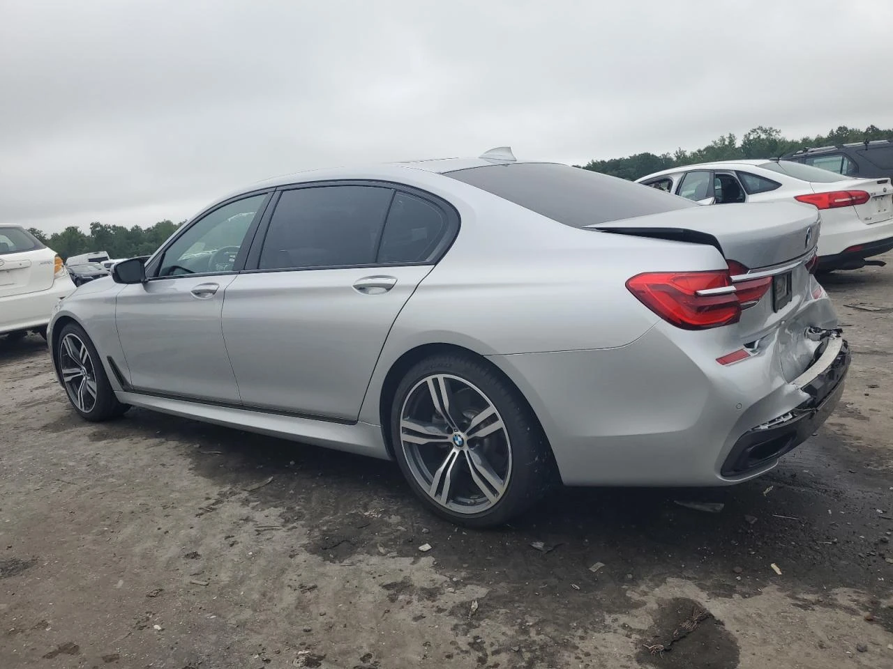 BMW 740 HEADUP/ПАНОРАМА/ВИДЕО НА МОТОРА - изображение 6