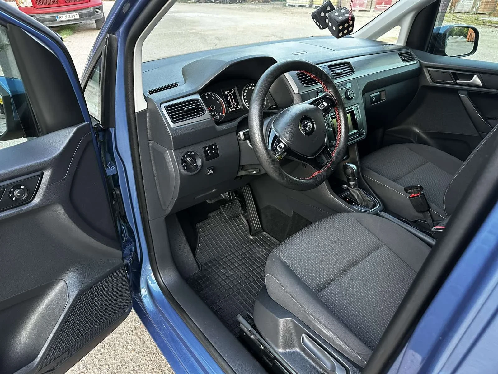 VW Caddy 1.4TGI ГАЗ - изображение 8