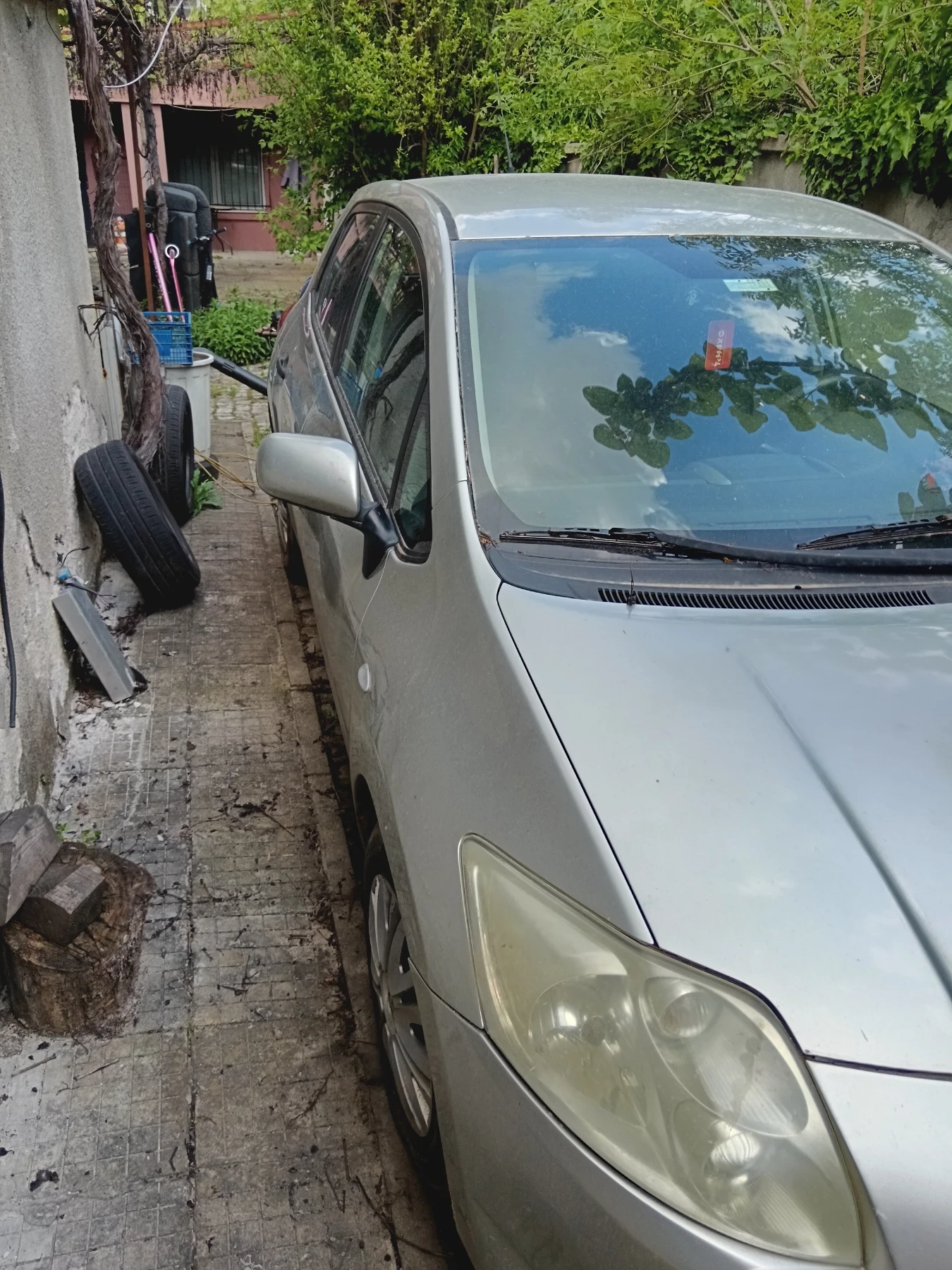 Toyota Auris 1.4 D4D - изображение 2