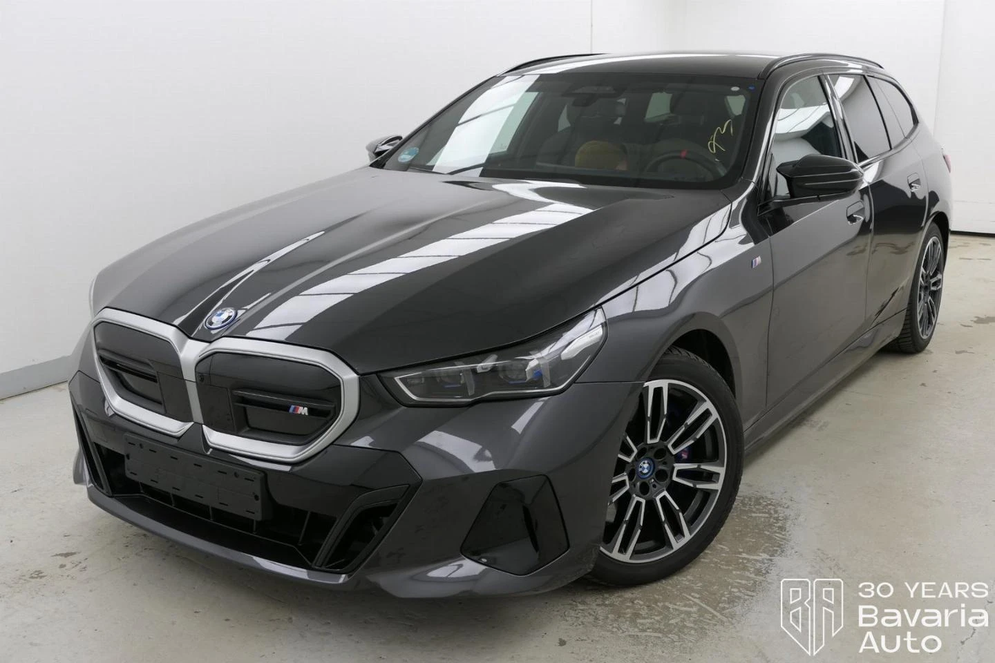 BMW i5 M60 xDrive Touring Automatic | Mobile.bg   1