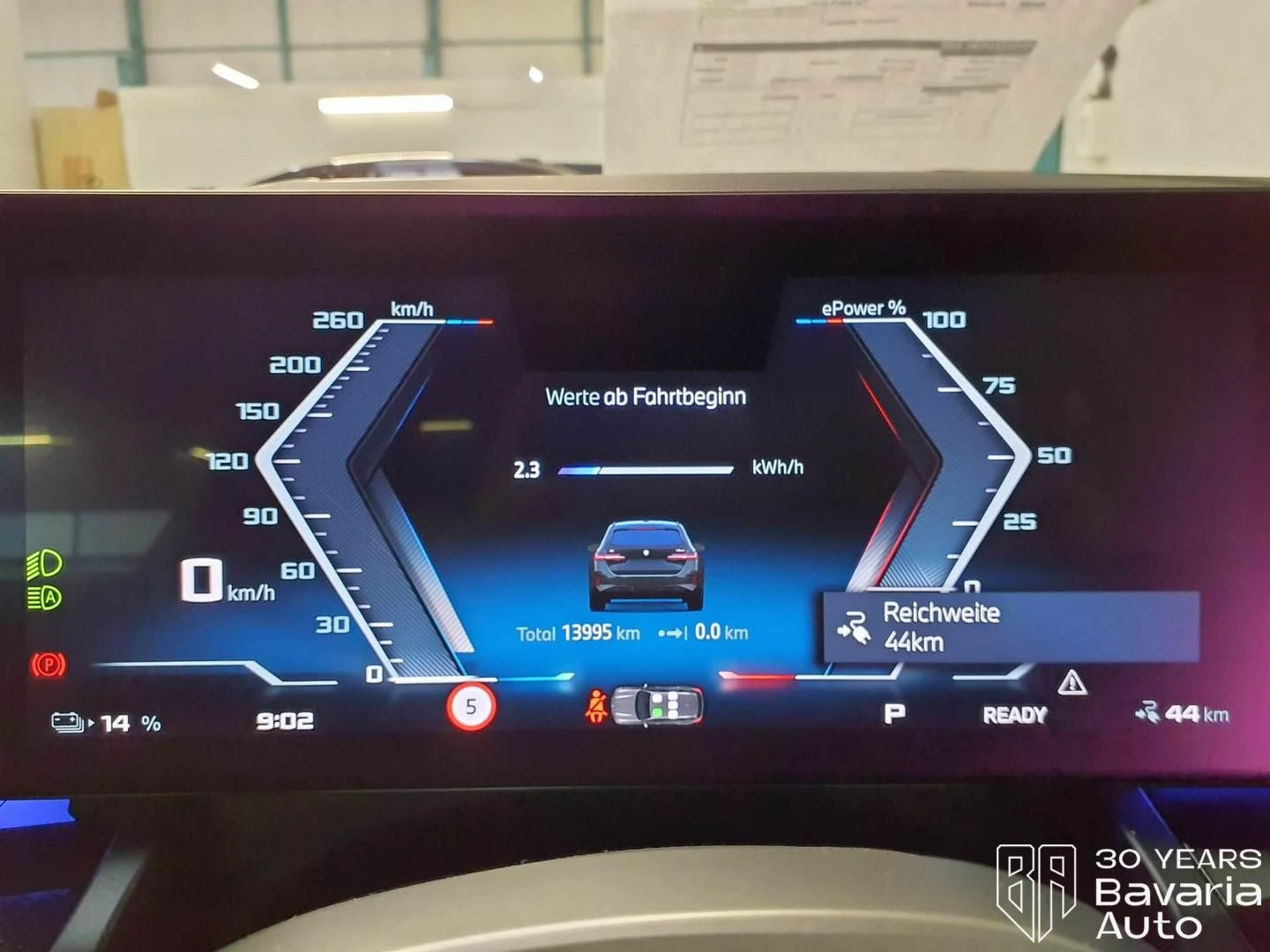 BMW i5 M60 xDrive Touring Automatic - изображение 9