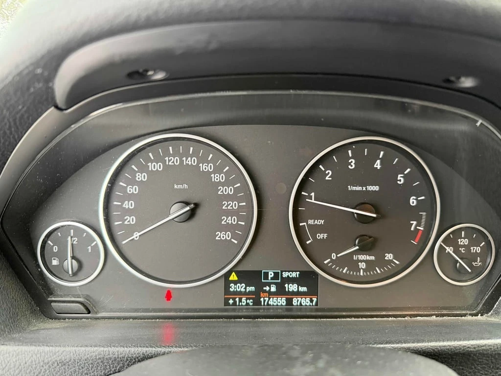 BMW 320 * 320i xDrive * CARFAX * ЦЕНА ДО БГ - изображение 8