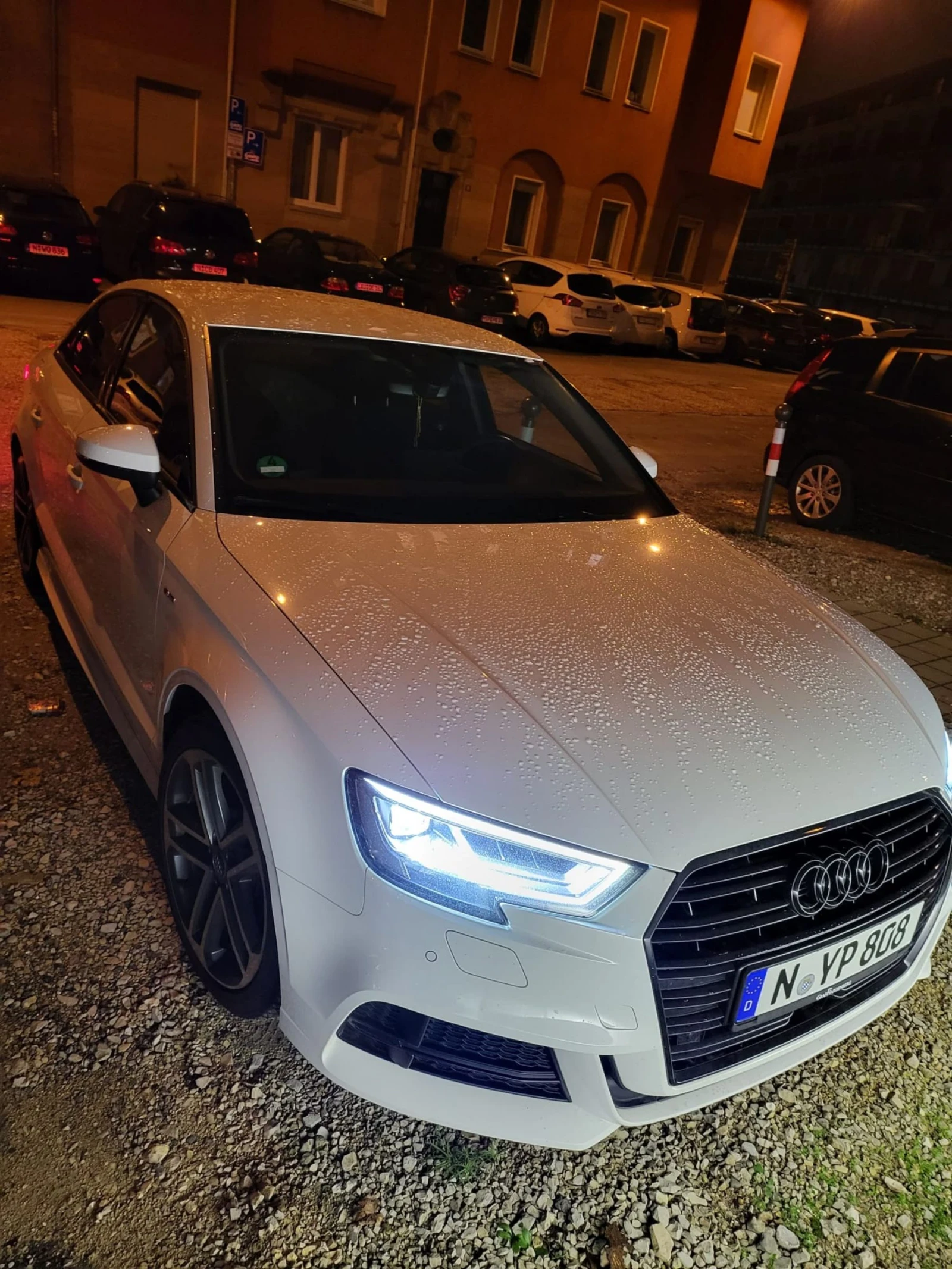 Audi A3 S-line V8 2TDI limosine | Mobile.bg � ����������� 1