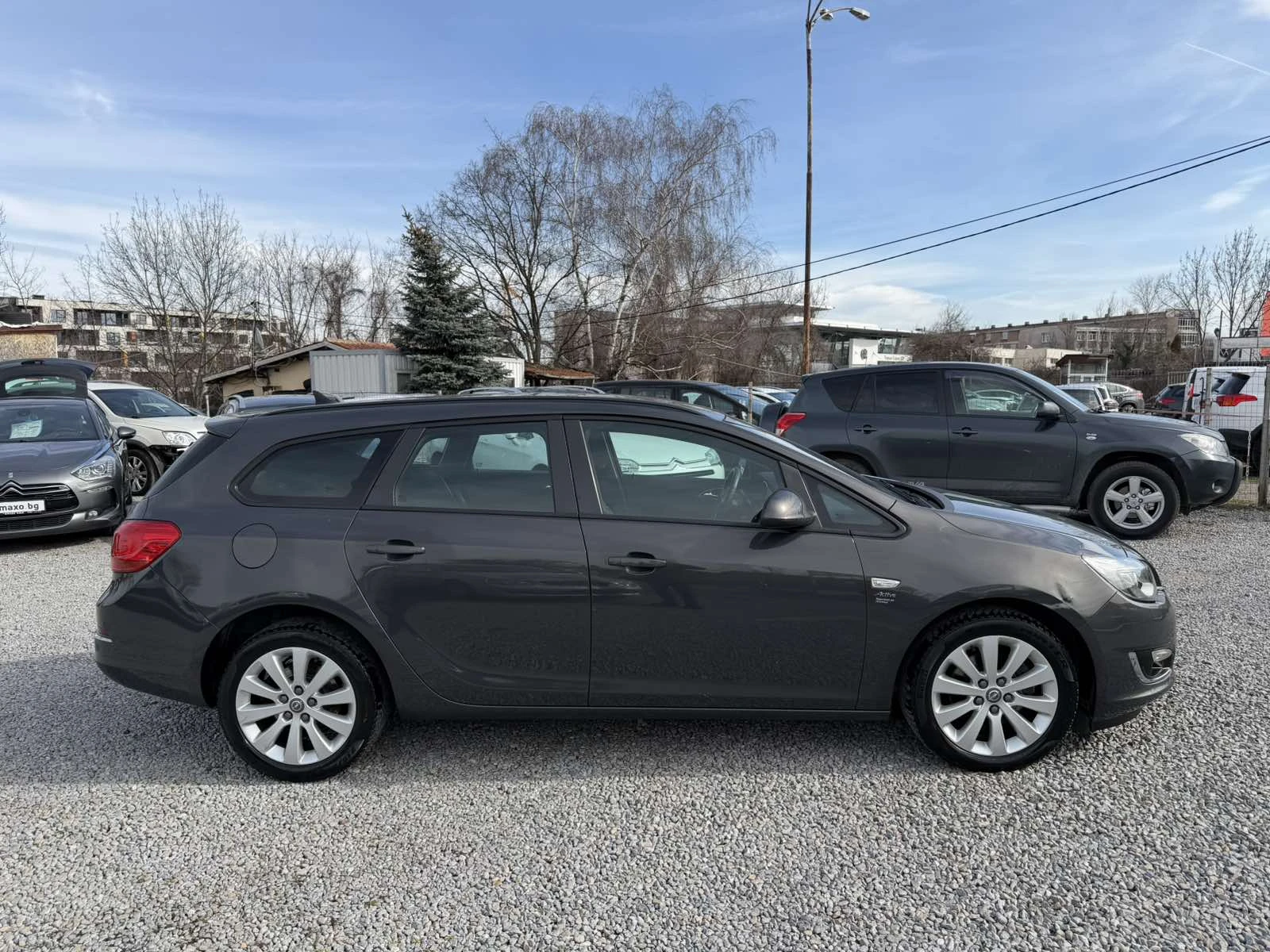 Opel Astra 1.6t/170k.c автоматик - изображение 3