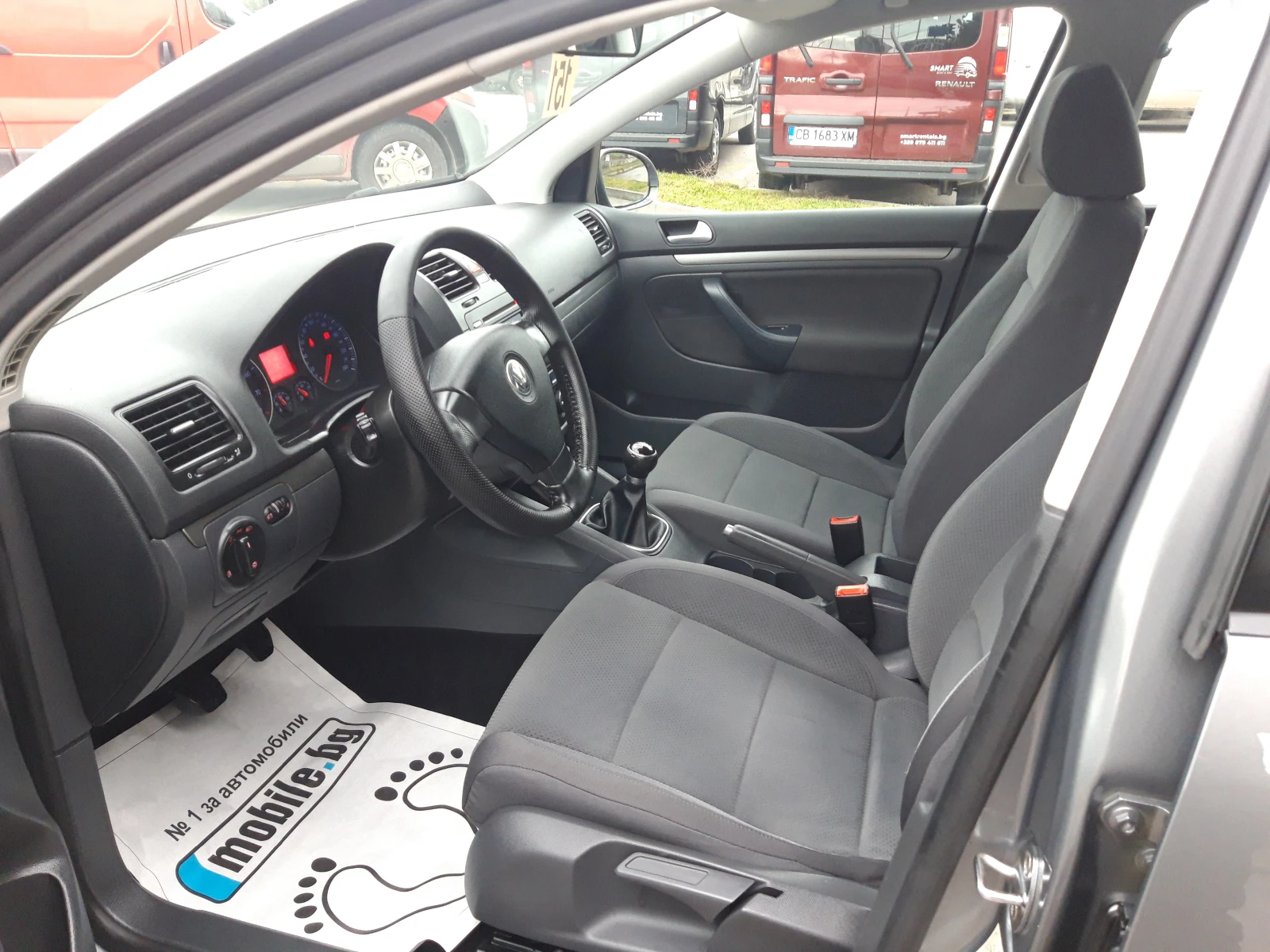 VW Golf 1.6FSI* 141х.км.-ОТЛИЧЕН* , снимка 8 - Автомобили и джипове - 53905586