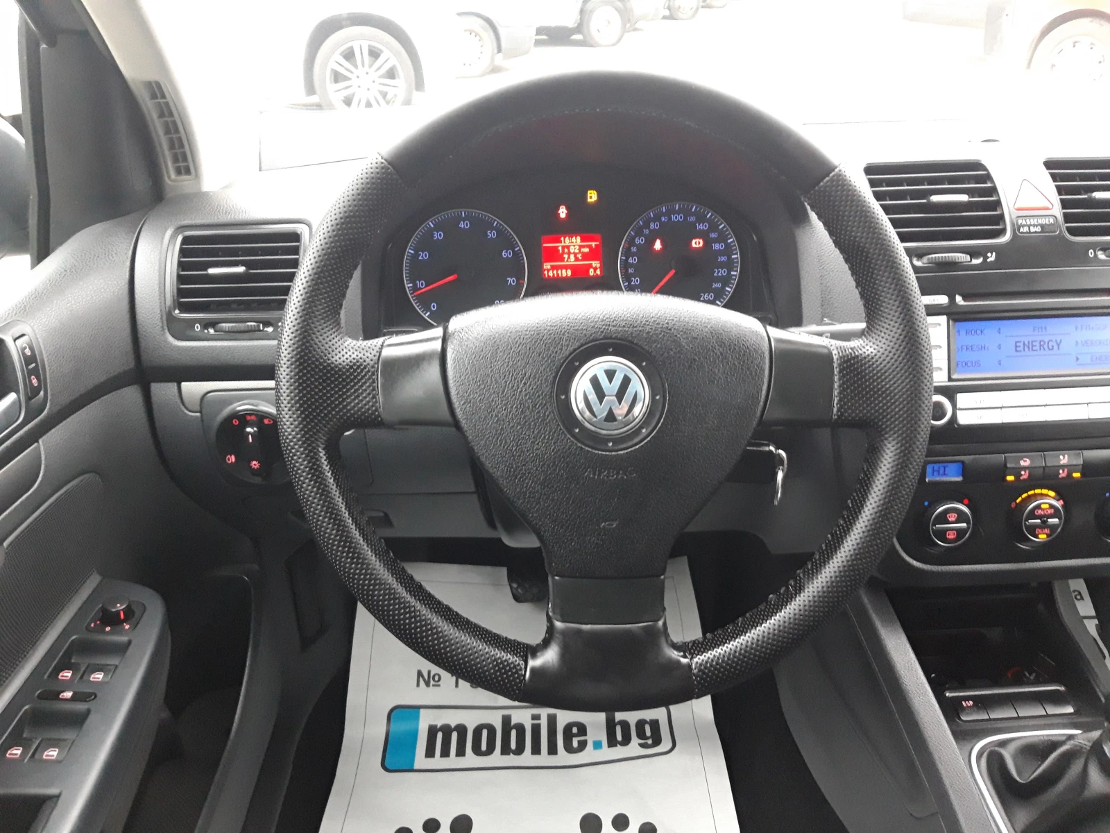 VW Golf 1.6FSI* 141х.км.-ОТЛИЧЕН* , снимка 9 - Автомобили и джипове - 53905586