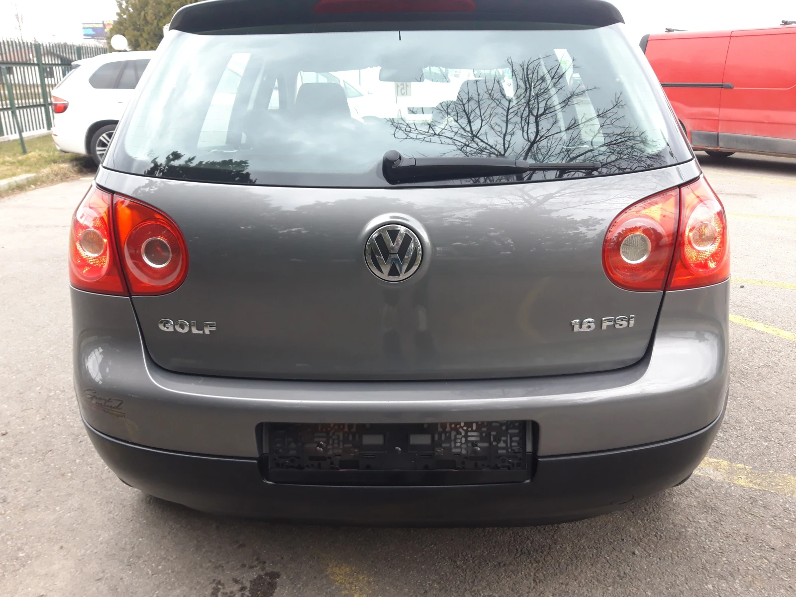 VW Golf 1.6FSI* 141х.км.-ОТЛИЧЕН* , снимка 6 - Автомобили и джипове - 53905586