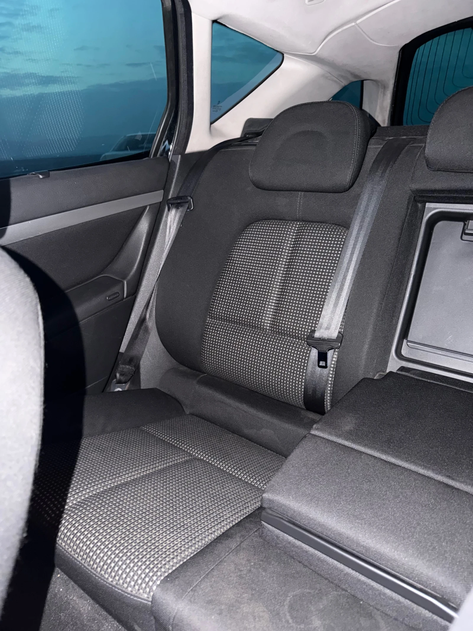 Peugeot 407, снимка 15 - Автомобили и джипове - 53977850