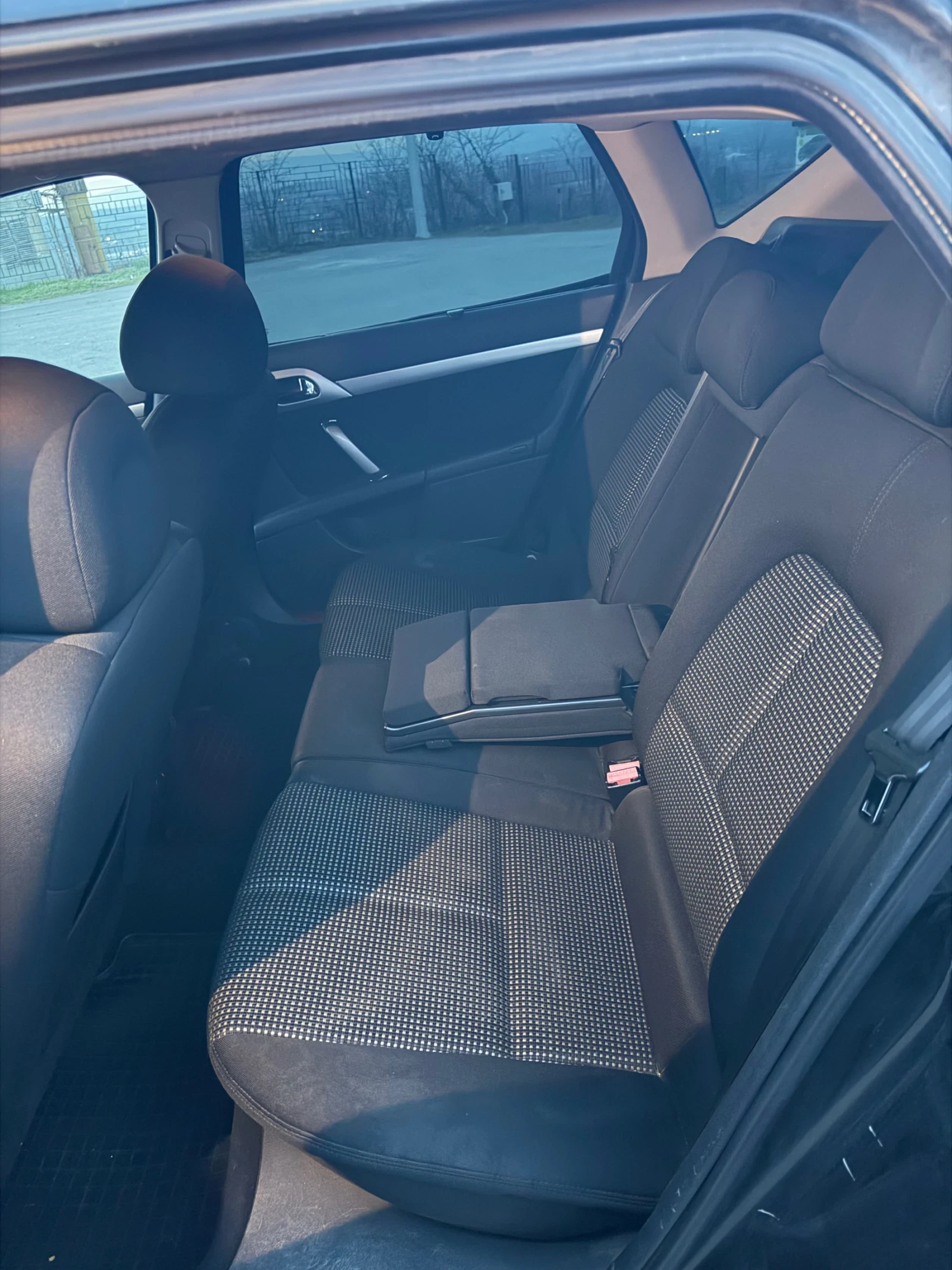 Peugeot 407, снимка 5 - Автомобили и джипове - 53977850