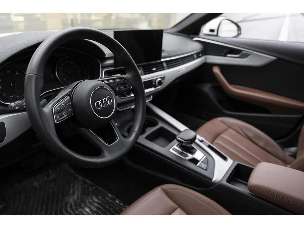 Audi A4 quattro* Premium* 45TFSI* АвтоКредит* (ЦЕНА ДО БГ), снимка 13 - Автомобили и джипове - 54005117