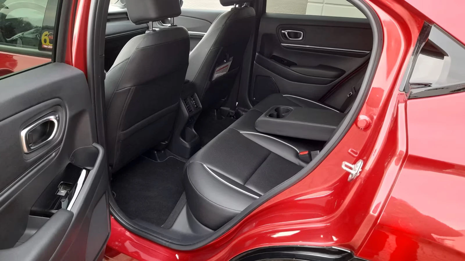 Honda e:Ny1 ADVANCE/204HP/PANO/360/KLESS/LED/NAVI/143q, снимка 13 - Автомобили и джипове - 54139598