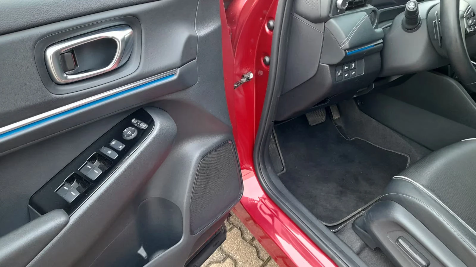 Honda e:Ny1 ADVANCE/204HP/PANO/360/KLESS/LED/NAVI/143q, снимка 6 - Автомобили и джипове - 54139598