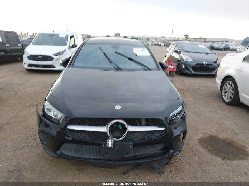 Mercedes-Benz A 220 2.0L I-4 DI, DOHC, VVT, TURBO, 188HP Front Wheel | Mobile.bg � ����������� 12