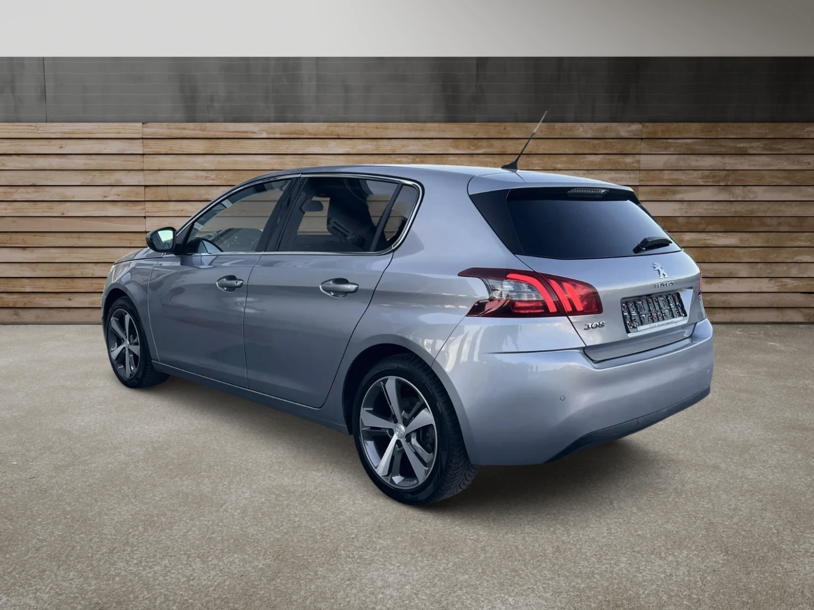 Peugeot 308 1.5HDi 8 скорости * * ПРОЧЕТИ ОПИСАНИЕТО* * , снимка 4 - Автомобили и джипове - 54559110
