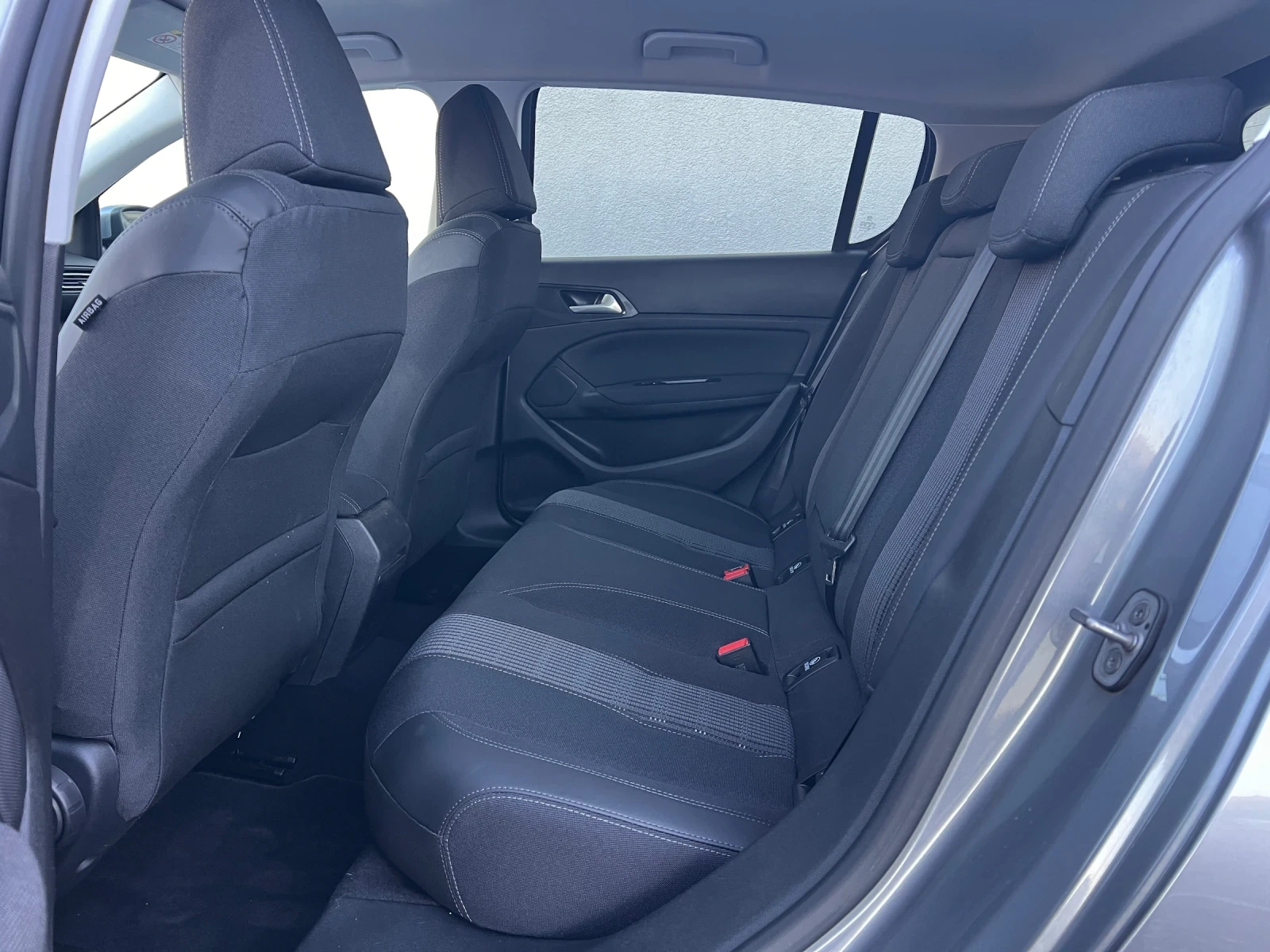 Peugeot 308 1.5HDi 8 скорости * * ПРОЧЕТИ ОПИСАНИЕТО* * , снимка 12 - Автомобили и джипове - 54559110