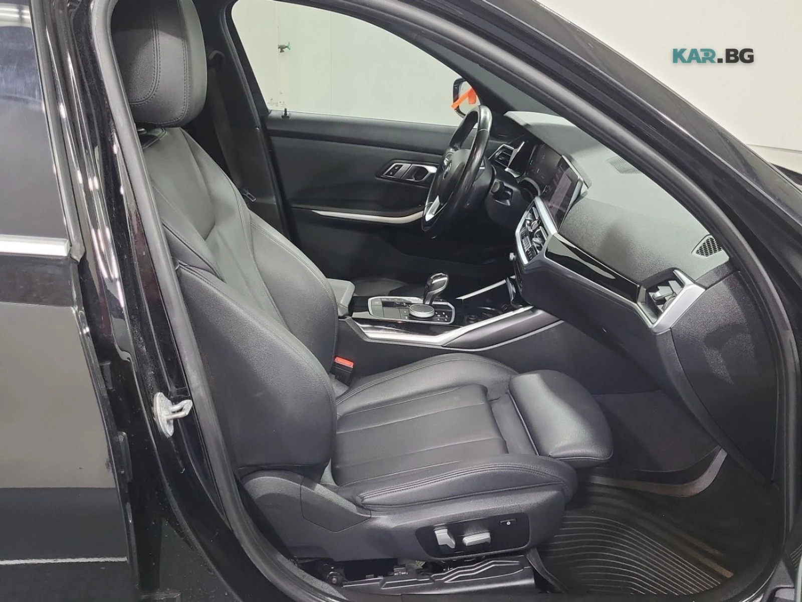 BMW 330 XDRIVE * AвтоКредит * (ЦЕНА ДО БГ), снимка 14 - Автомобили и джипове - 54824502