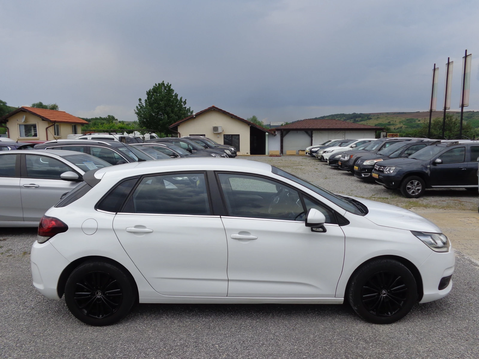 Citroen C4 1.6 HDI EURO 6, снимка 4 - Автомобили и джипове - 54868816