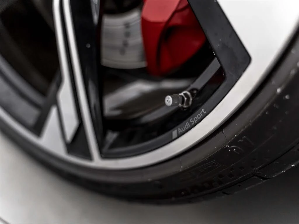 Audi Rs5 Sportback | Carbon | Alcantara | 360, снимка 14 - Автомобили и джипове - 54873188