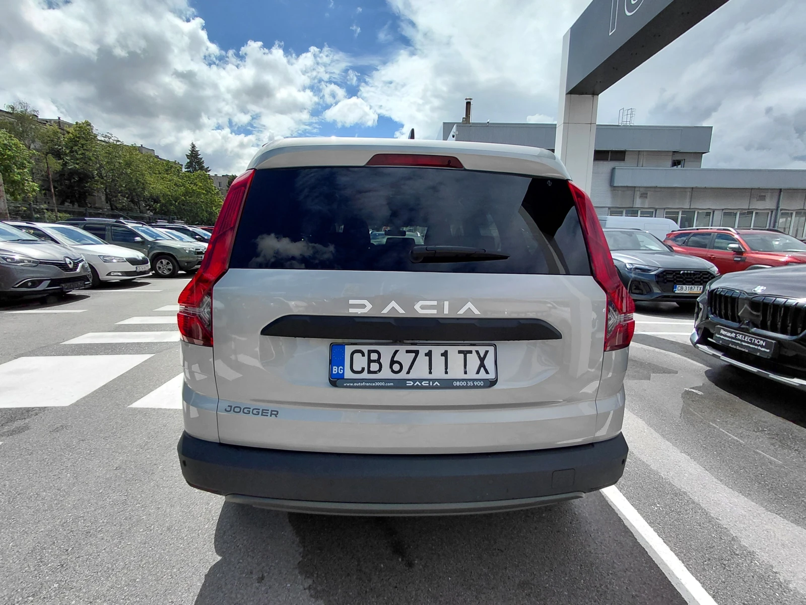 Dacia Jogger Extreme/100к.с/Газ/Бензин/(6+ 1) места, снимка 6 - Автомобили и джипове - 54913953