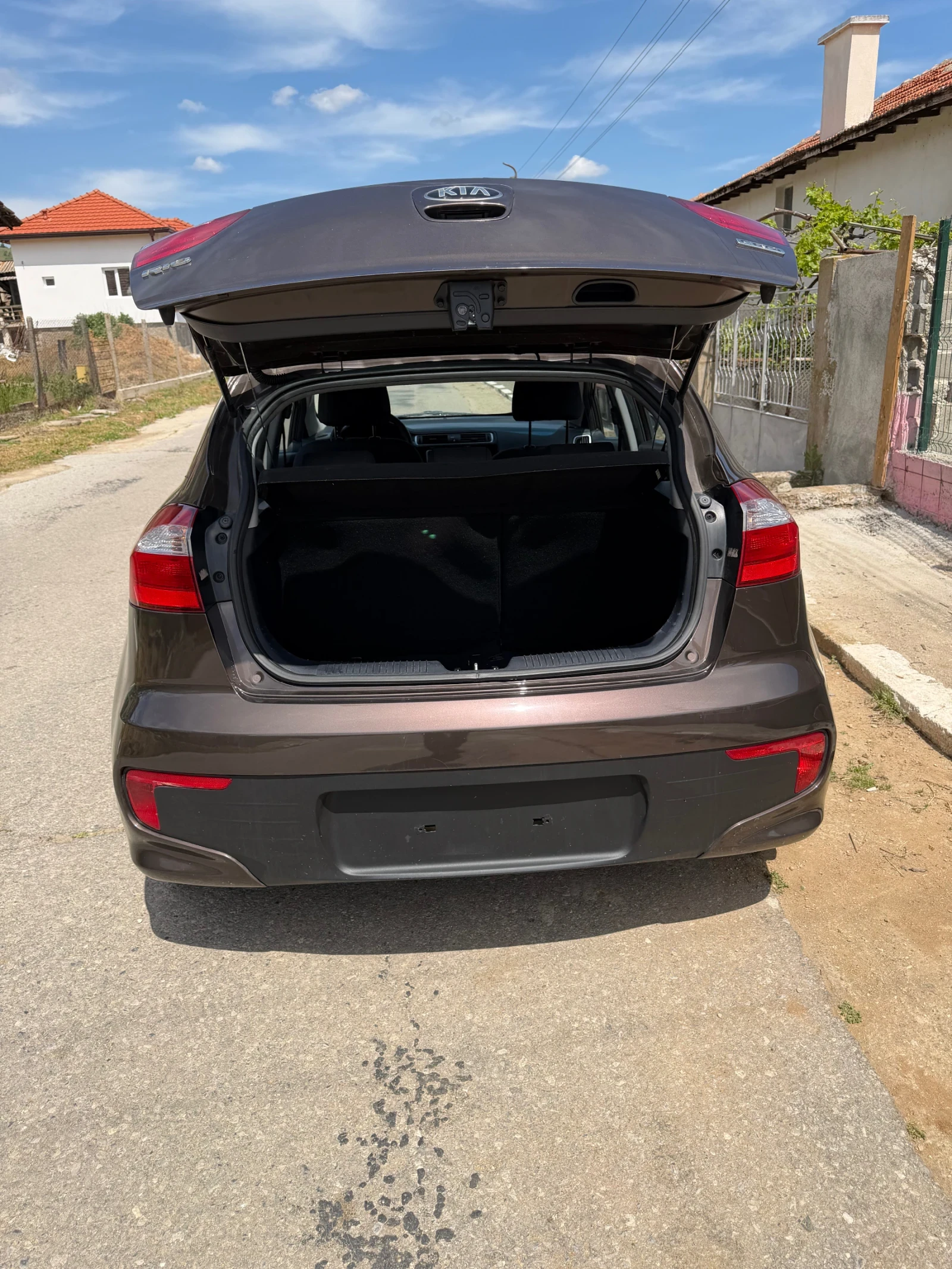 Kia Rio EVRO 6 1.1 Dizel, снимка 8 - Автомобили и джипове - 55152145