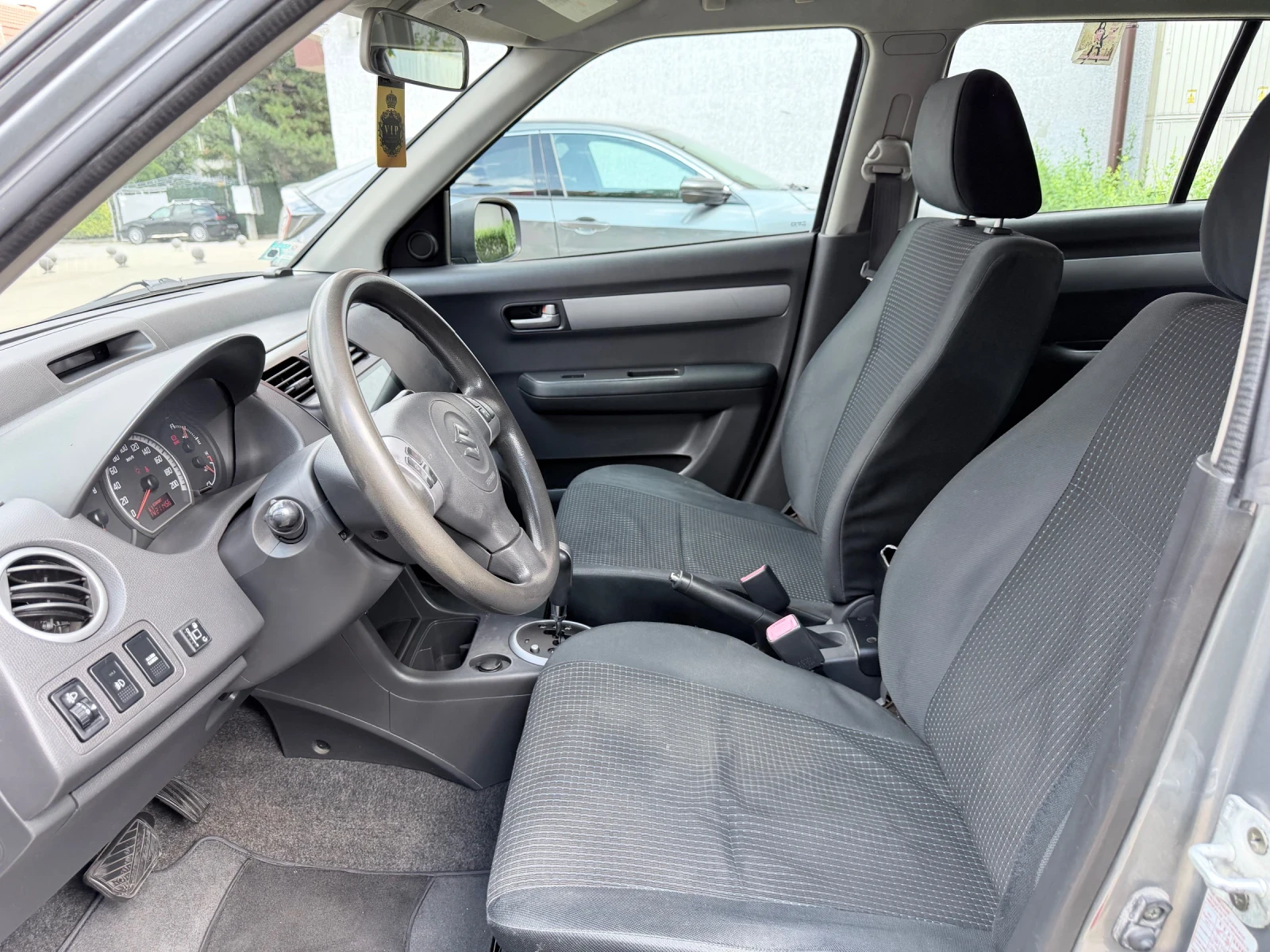 Suzuki Swift, снимка 8 - Автомобили и джипове - 55419425