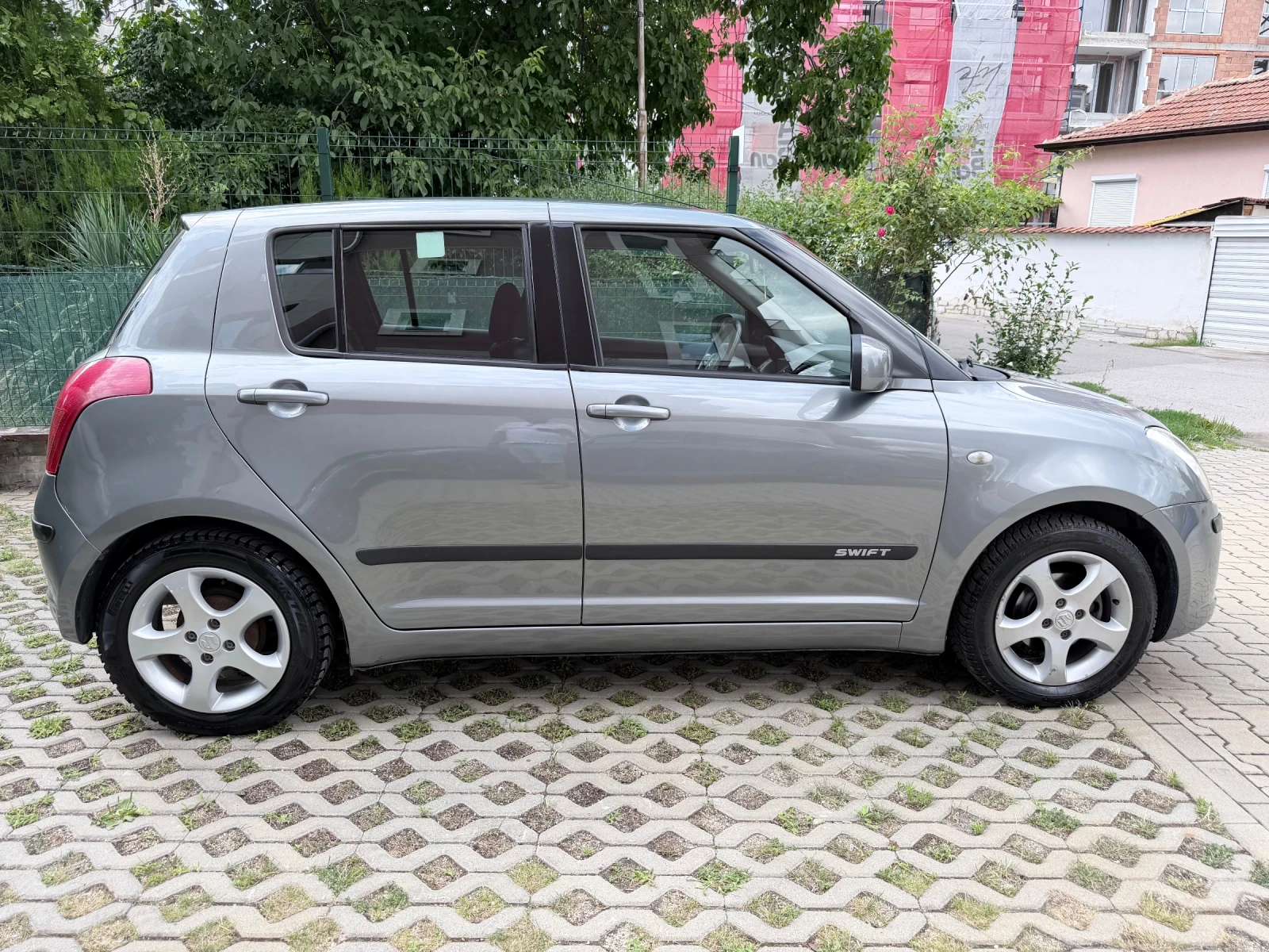 Suzuki Swift, снимка 3 - Автомобили и джипове - 55419425