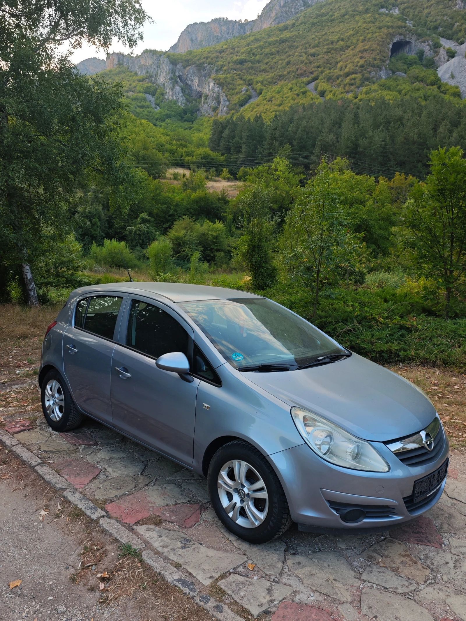 Opel Corsa 1.3МУЛТИДЖЕТ