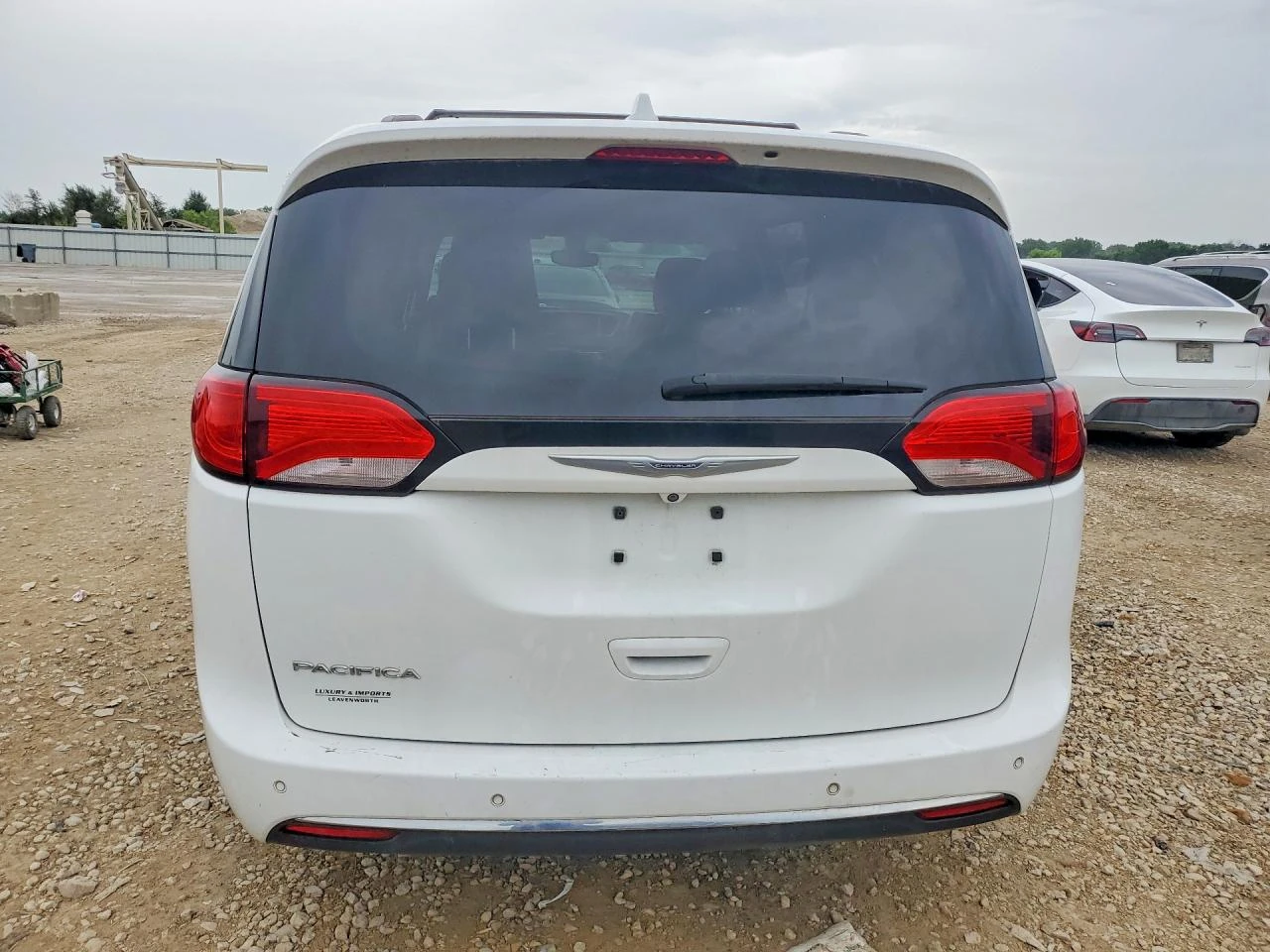 Chrysler Pacifica 3.6l Touring L, снимка 6 - Автомобили и джипове - 56024904